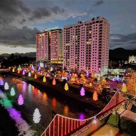 Bougainvillea Kintariverfront อิโปห์ ภายนอก รูปภาพ